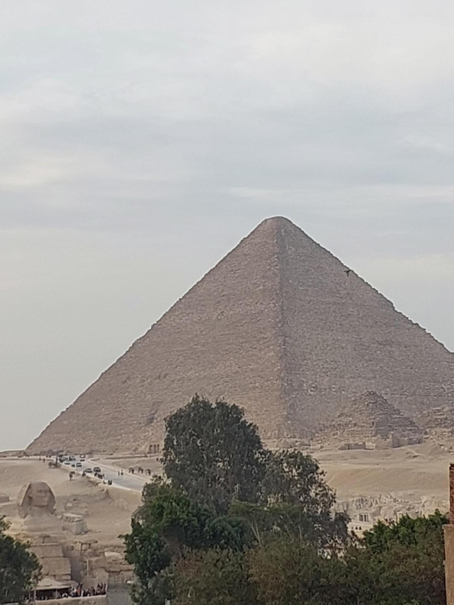 Хостел Anubis Kingdom Pyramids Kafrat al Jabal Екстер'єр фото