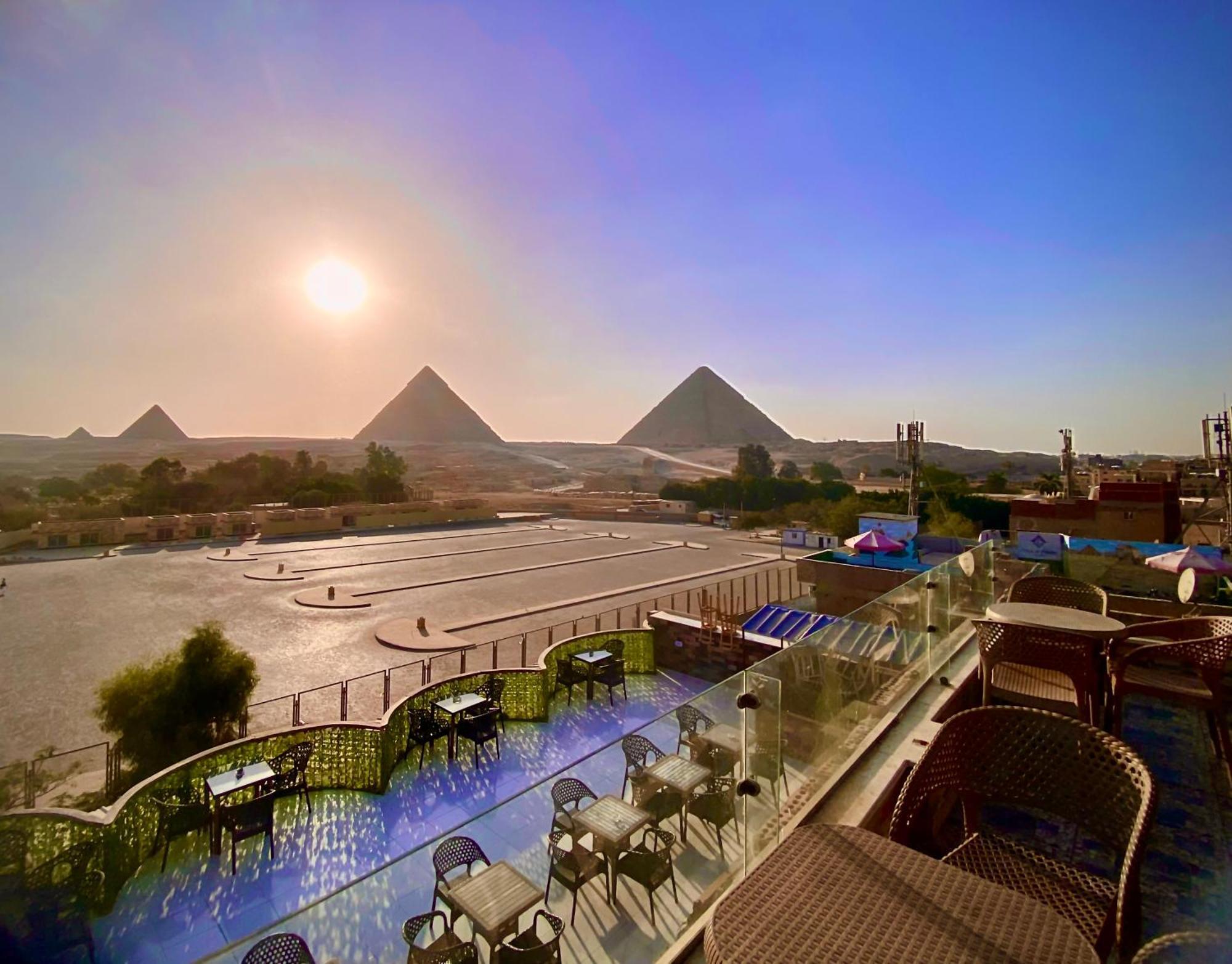 Хостел Anubis Kingdom Pyramids Kafrat al Jabal Екстер'єр фото