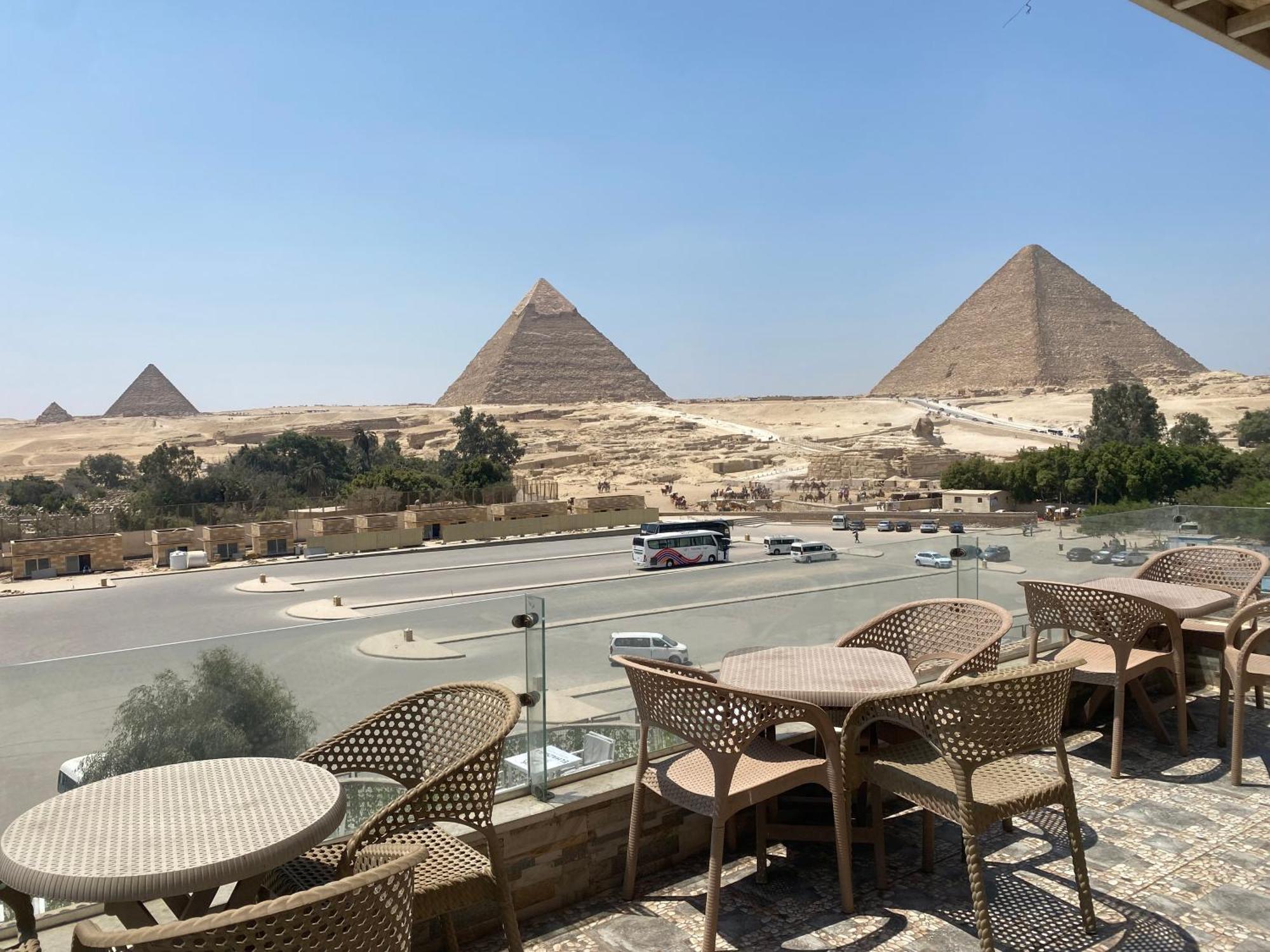 Хостел Anubis Kingdom Pyramids Kafrat al Jabal Екстер'єр фото