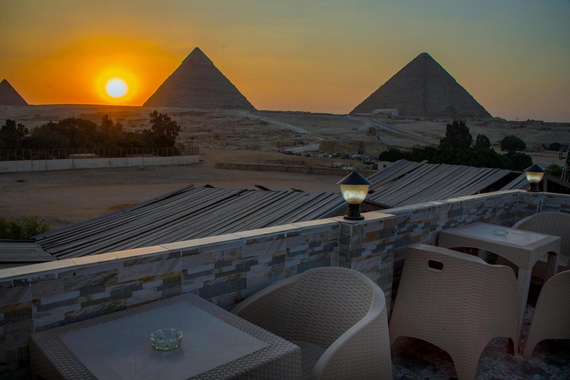 Хостел Anubis Kingdom Pyramids Kafrat al Jabal Екстер'єр фото